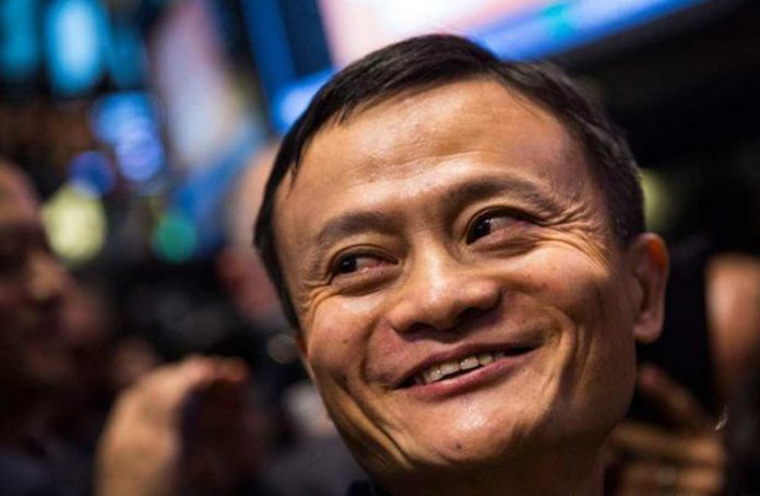 马云与联通共创数字未来，跨越时空的温馨之旅