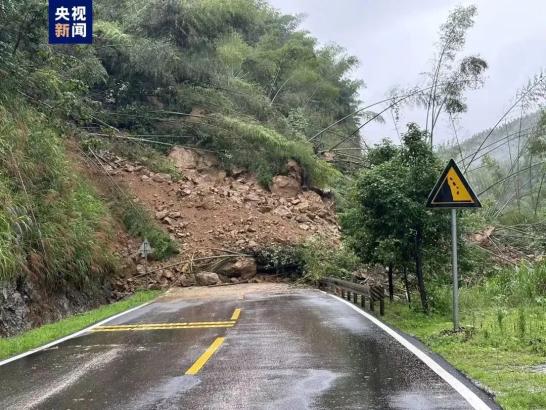 澳门最精准免费资料大全_四川一地山体滑坡 村活动中心被冲垮,未来趋势解释定义_V258.30.44