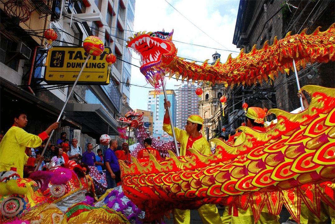 公司欢庆国足胜利，一天假期庆祝击败印尼的胜利喜悦