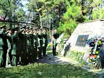 哀牢山部队穿越现场与神秘之旅的邂逅