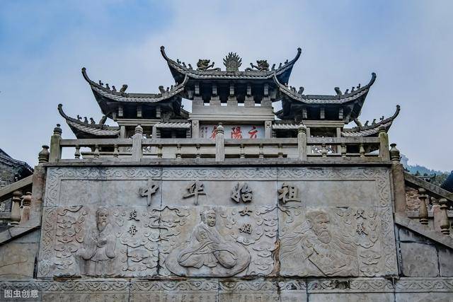 琉璃神社，历史背景、重要事件与时代地位的探究