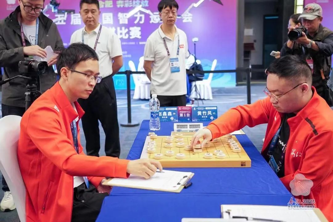 象棋最新赛况解析，跟进赛事进程，提升象棋技能的策略