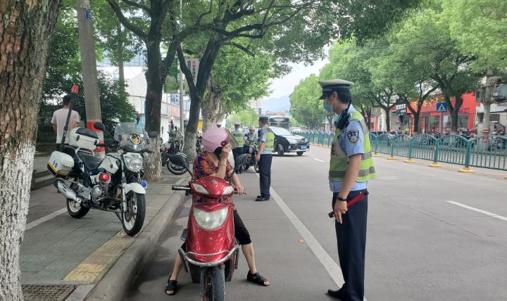 警惕涉黄信息，丽水红灯区话题背后的风险与警示