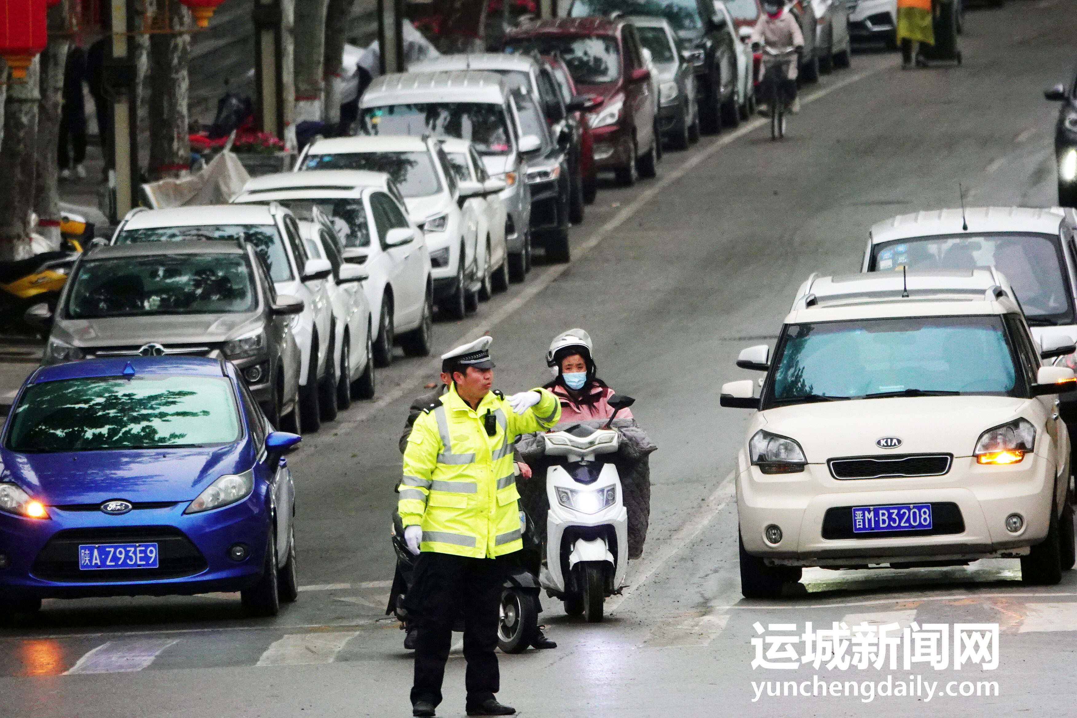 新绛交警，守护城市平安的使命者最新报道